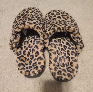 Leopard print slippers